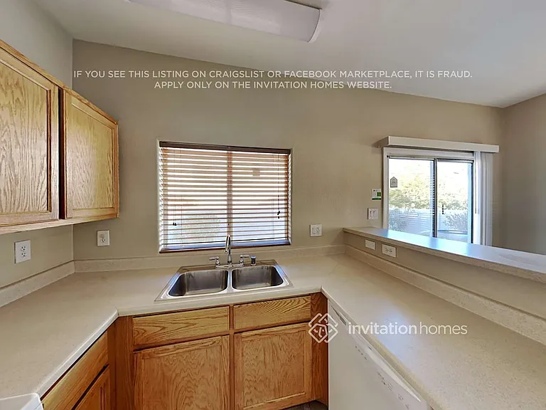 3025 Gary Cooper St #102 — Photo 8