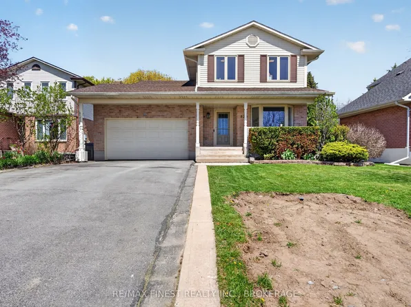 825 Somerset Cres, Kingston, ON K7P 1G3