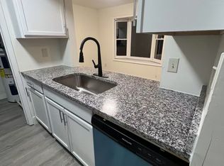 6711 Magnolia Ct, Raleigh, NC 27612