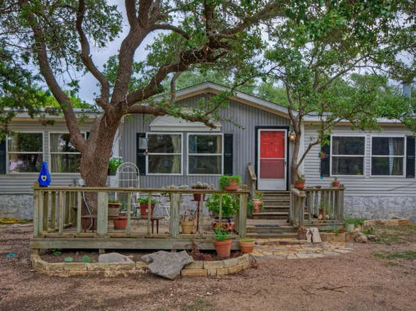 909 Martin Rd, Dripping Springs, TX 78620