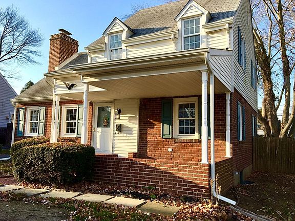 3rd image of 305 McKinley Ave