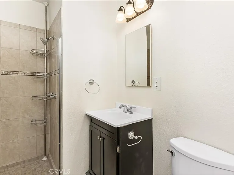2960 Sterling St — Photo 17