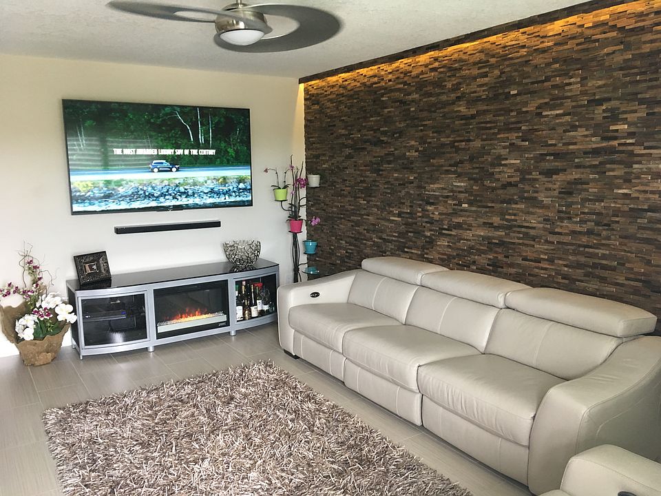 1st image of 4035 Ellesmere #B