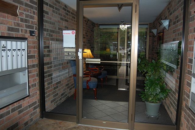 2nd image of 477 Graceland Ave APT 1E