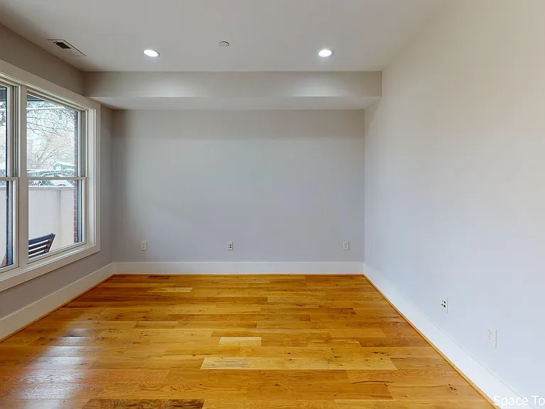 1157 Oates St NE #1 — Photo 7