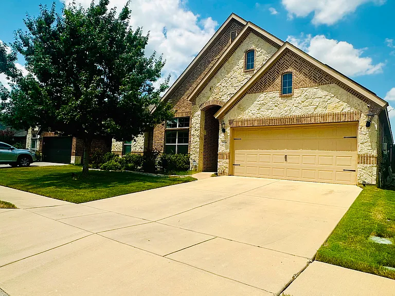 5116 Chisholm View Dr — Photo 1