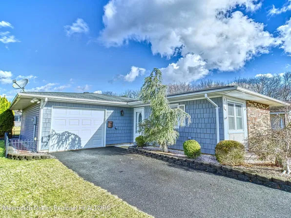 3 Thoreau Court, Brick, NJ 08724