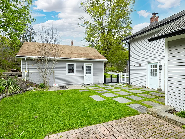 5 Valley Farm Rd — Photo 21