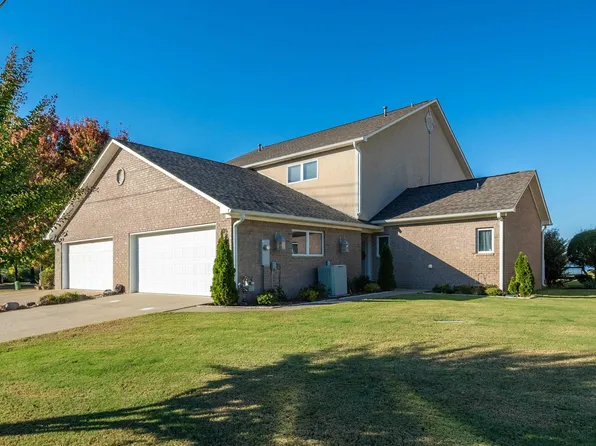 115 Mount Carmel Rd APT D1, Hot Springs National Park, AR 71913