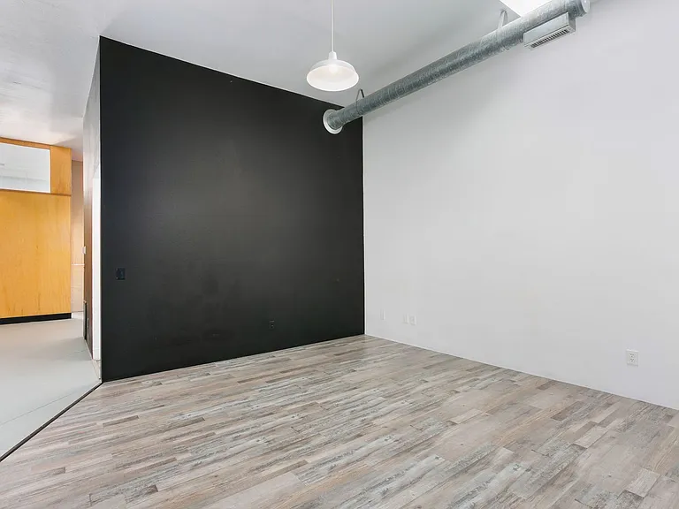 5240 S Tacoma Way — Photo 13