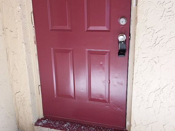 5th image of 8594 Pineverde Ln #1