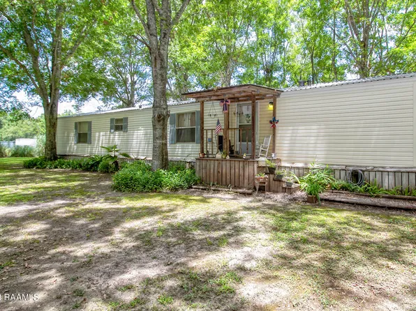 1199 Courville Rd, Breaux Bridge, LA 70517