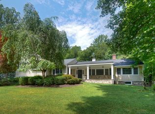 11 Thornewood Rd, Armonk, NY 10504