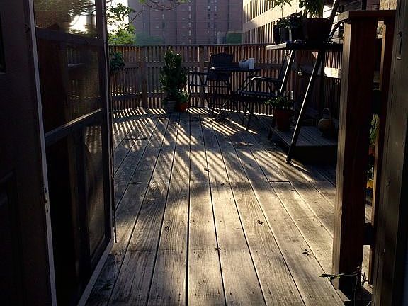 5th image of 1154 N Dearborn St APT 4