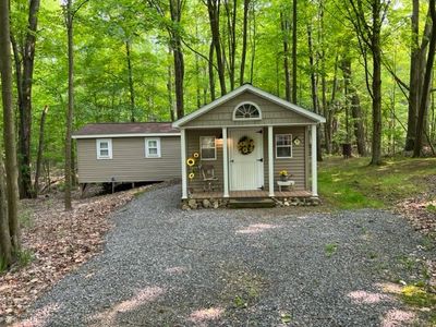 22 Hickory Rd W, Greenville, PA, 16125