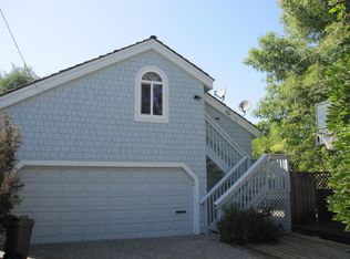 2052 Ashton Ave, Menlo Park, CA 94025