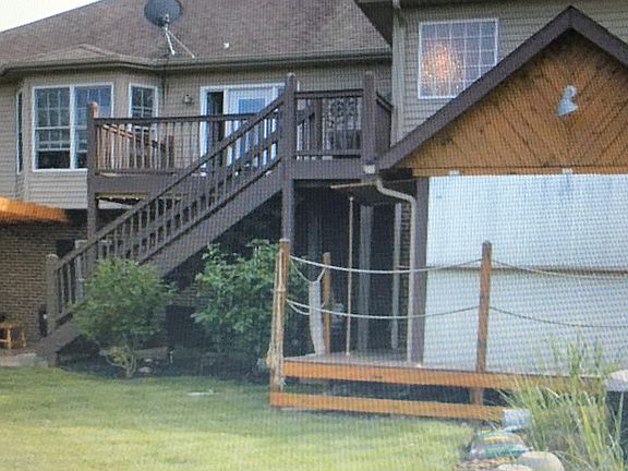 5th image of 1100 Charleston Way