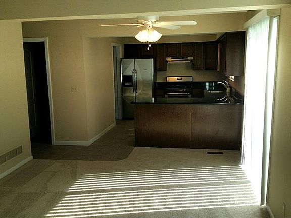 4th image of 10429 E Cobblestone Ln