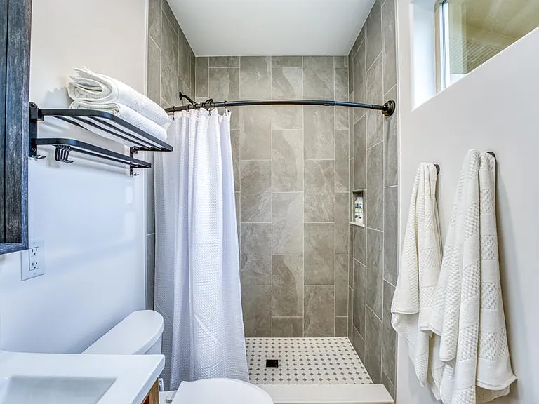 7 Sylvanella Ln — Photo 33