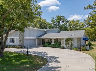 14 Graytwig Ct W, Homosassa, FL 34446