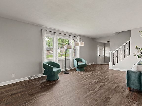 5th image of 406 S 8th St