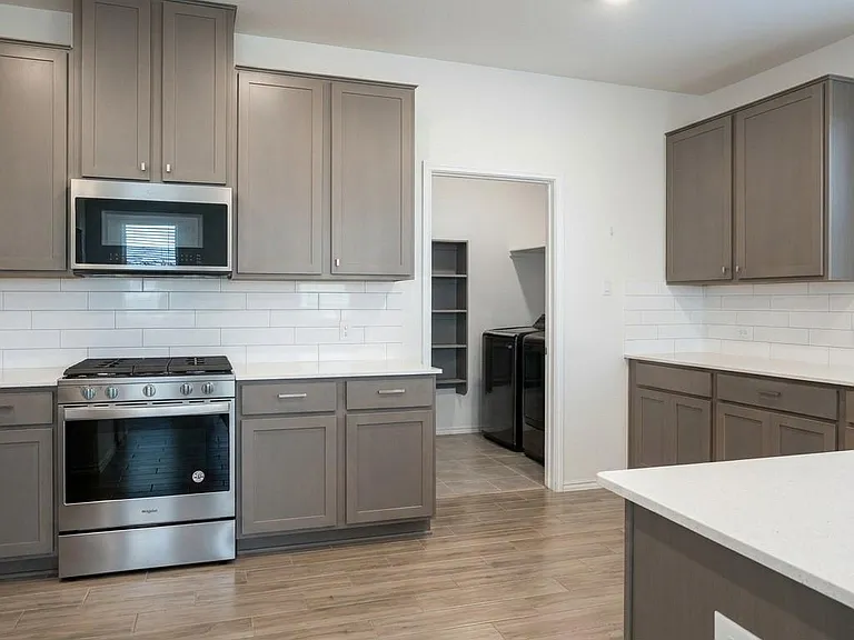 4653 Alfano Loop — Photo 6
