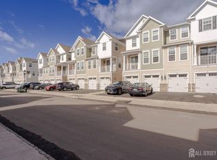 239 Park Ln, Dunellen, NJ 08812