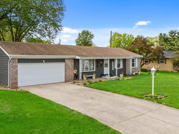 58905 Sunrise Ln, Elkhart, IN 46517
