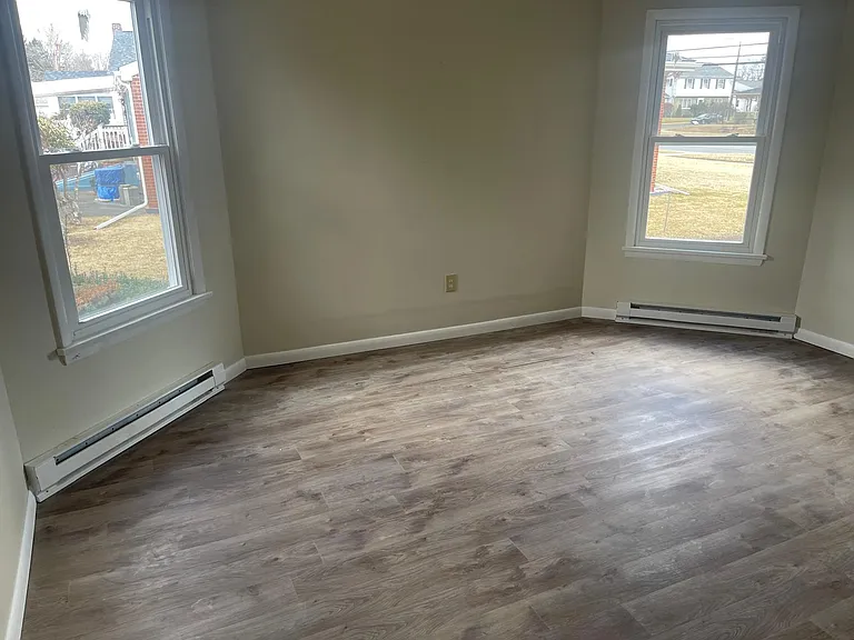 691-693 Wyoming Ave #2 — Photo 14