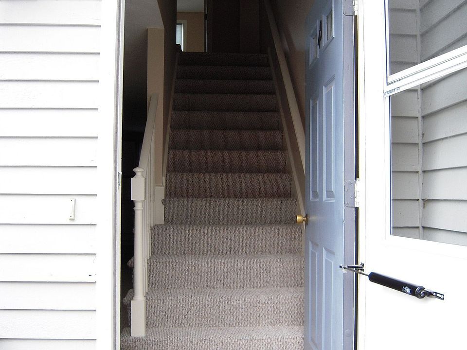 Front entrance-sorry couldn't get it turned around!