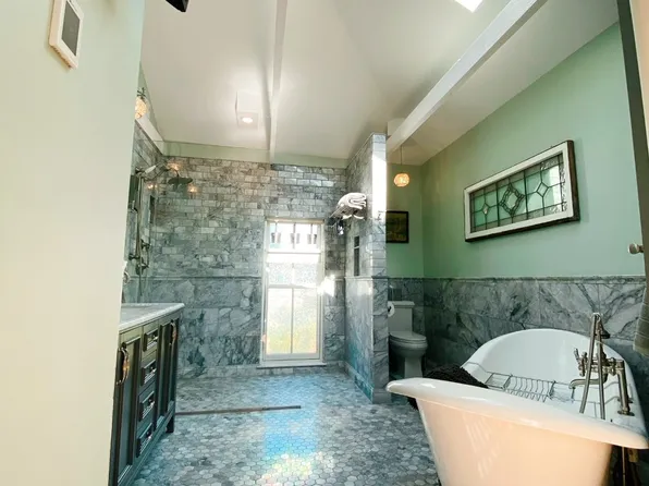 410 Maple St, Saint Paul, MN 55106