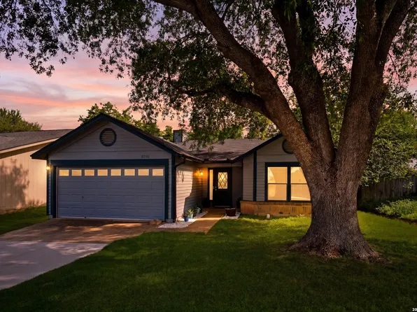 8790 RIDGE MILE DR, San Antonio, TX 78239