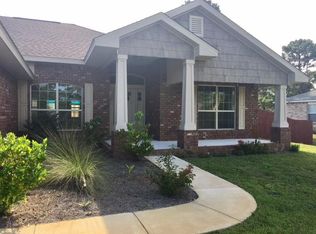 1909 Iris Ln, Navarre, FL 32566