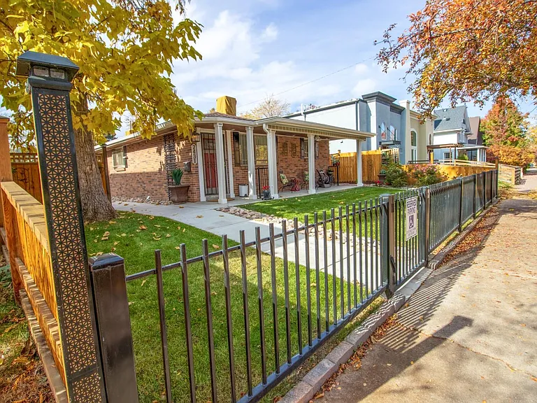 2431 N Humboldt St — Photo 39
