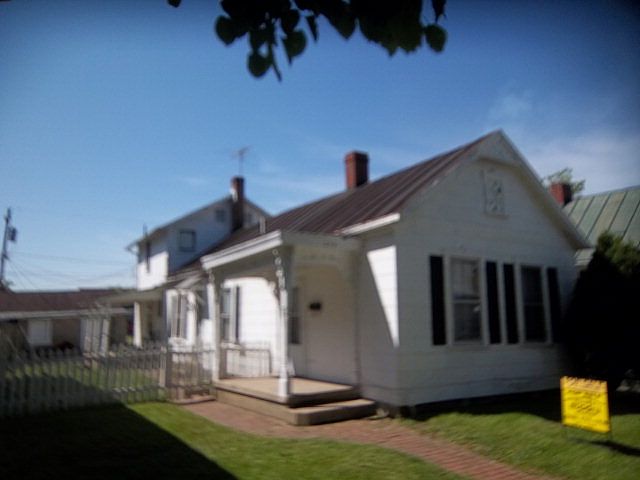 1st image of 374 E 7th St
