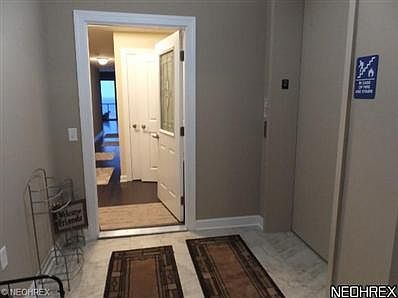 4th image of 9211 Larimar Dr #Bg9e