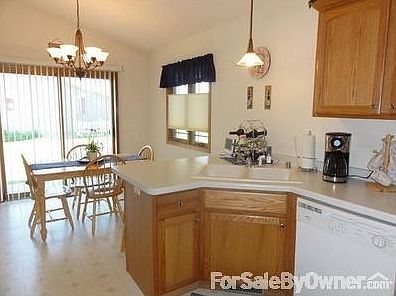 5th image of 2102 Stonefield Ln