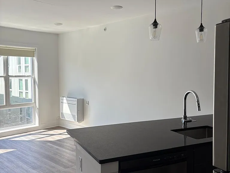 330 Cecil B. Moore Ave — Photo 43