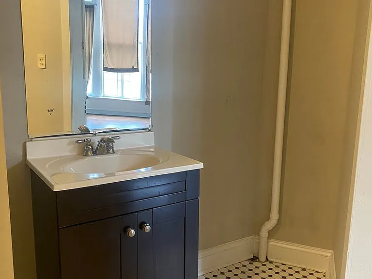 206 Laurens St — Photo 10