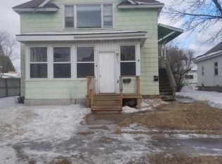 323 5th St S #1/2, Virginia, MN 55792