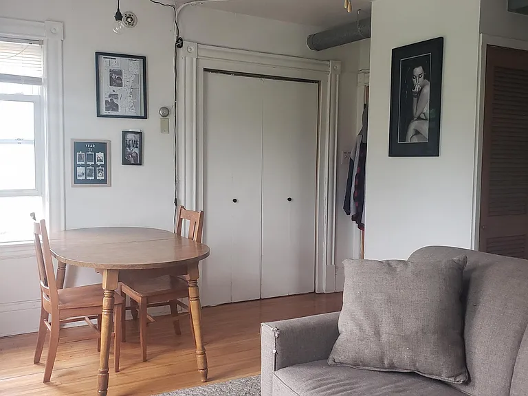 653 Erie St SE #1 — Photo 14