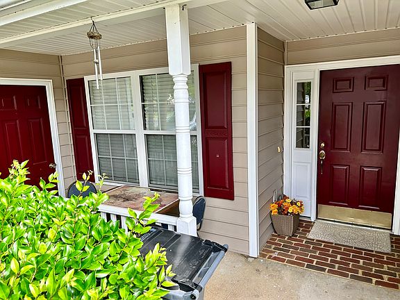2nd image of 4700 Twin Hickory Lake Dr #E1