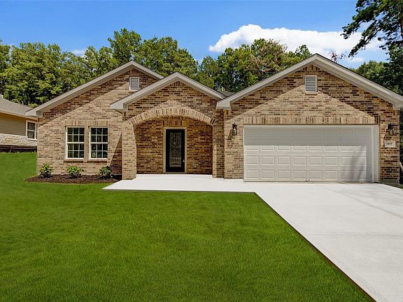 2nd image of 1033 Broadmoor