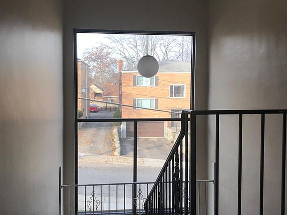5th image of 4176 Paxton Woods Ln APT 5