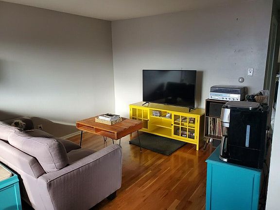 2nd image of 4592 W Dakota Ave