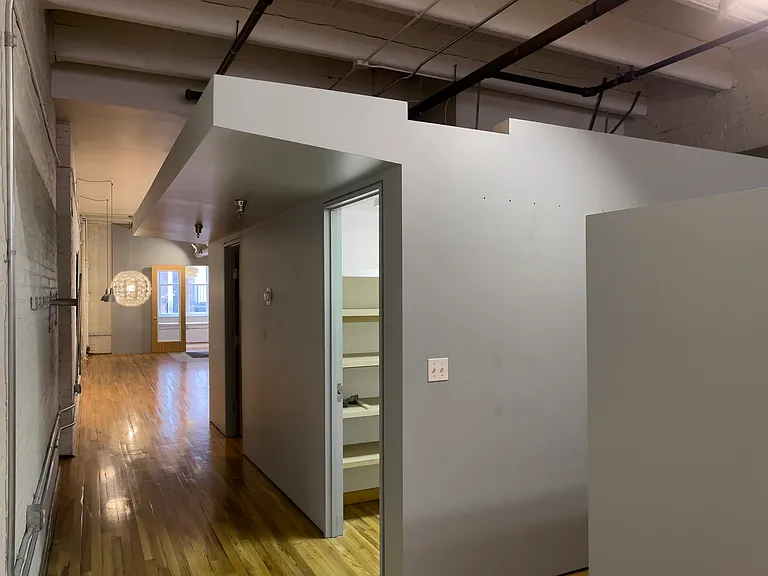 945 Liberty Ave #600 — Photo 33