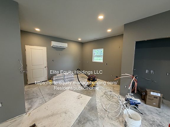 5th image of 328 N Wayne St