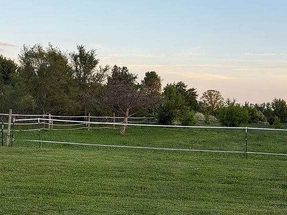 Electric band fencing