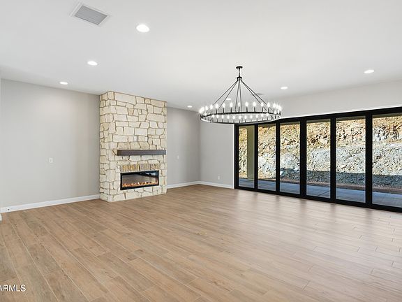 5th image of 1687 E Creek Canyon Road