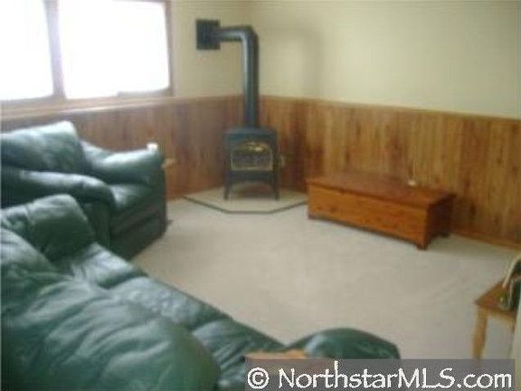 5th image of 1555 Oakwood Dr